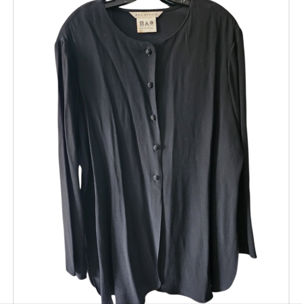 Preowned Max Studio Tunic Top